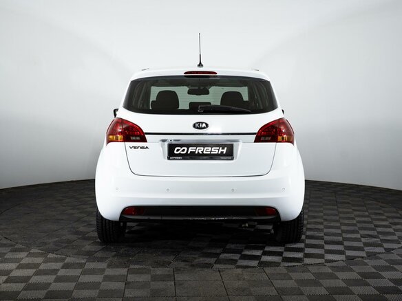 2014 Kia Venga I Рестайлинг, белый, 1220000 рублей - вид 3