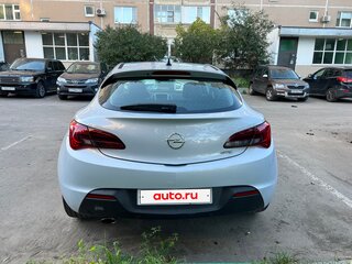 2011 Opel Astra GTC J Рестайлинг, серебристый, 1050000 рублей, вид 2