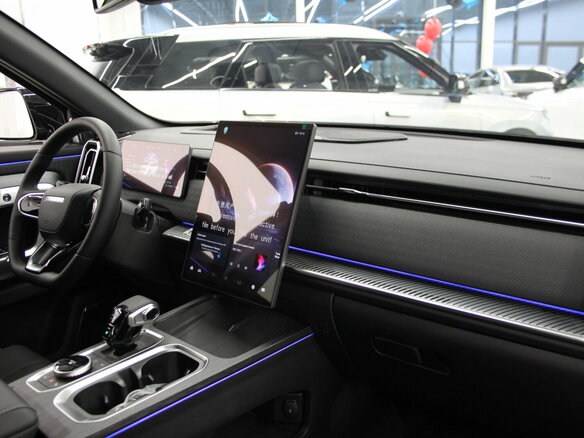 2025 Jaecoo J7 I, чёрный, 3169000 рублей - вид 9