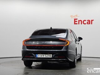 2023 Hyundai Sonata VIII (DN8) Рестайлинг, серый, 2240000 рублей, вид 4