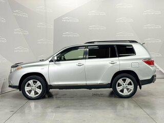 2013 Toyota Highlander II (XU40) Рестайлинг, серебристый, 1850000 рублей, вид 2