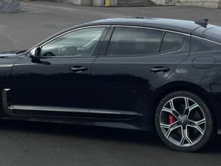 2018 Kia Stinger I, чёрный, 1800000 рублей, вид 4