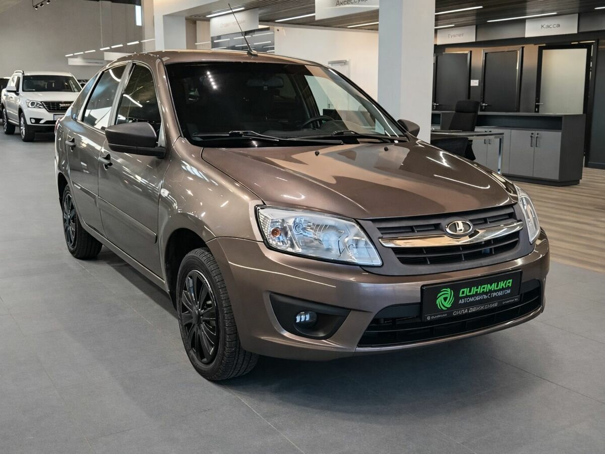 Открыть фотографии: Lada (ВАЗ) Granta I