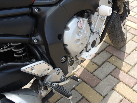 2009 Yamaha FZ1, красный, 630000 рублей - вид 5