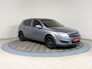 2011 Opel Astra H Рестайлинг, серебристый, 499900 рублей, вид 2