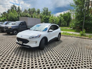 2019 Ford Escape IV, белый, 2100000 рублей, вид 1