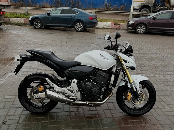 2008 Honda CB 600F Hornet, белый, 490000 рублей - вид 2