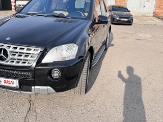 2011 Mercedes-Benz M-Класс 350 II (W164) Рестайлинг, чёрный, 1850000 рублей, вид 1