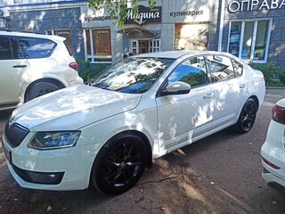 2016 Skoda Octavia III (A7), белый, 1850000 рублей, вид 1
