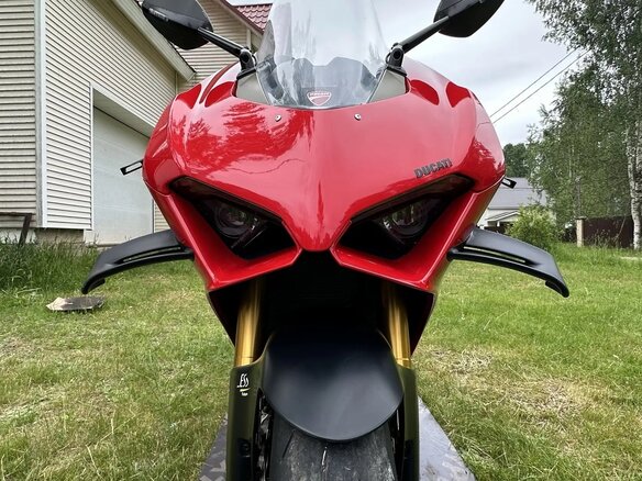 2023 Ducati Panigale V4, красный, 2680000 рублей