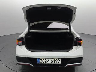 2025 Hyundai Sonata VIII (DN8) Рестайлинг, белый, 3190000 рублей, вид 5