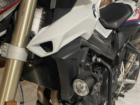 2018 BMW F 800 R, белый, 777000 рублей, вид 3