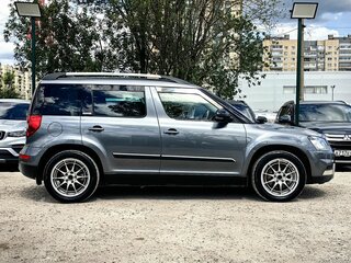 2017 Skoda Yeti I Рестайлинг, серый, 1109000 рублей, вид 4
