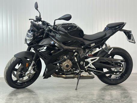 2024 BMW S 1000 R, чёрный, 1779000 рублей, вид 4