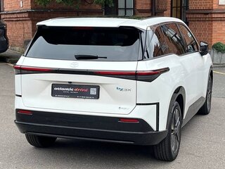 2026 Toyota bZ3X 58.3 kWh, белый, 2990000 рублей, вид 4