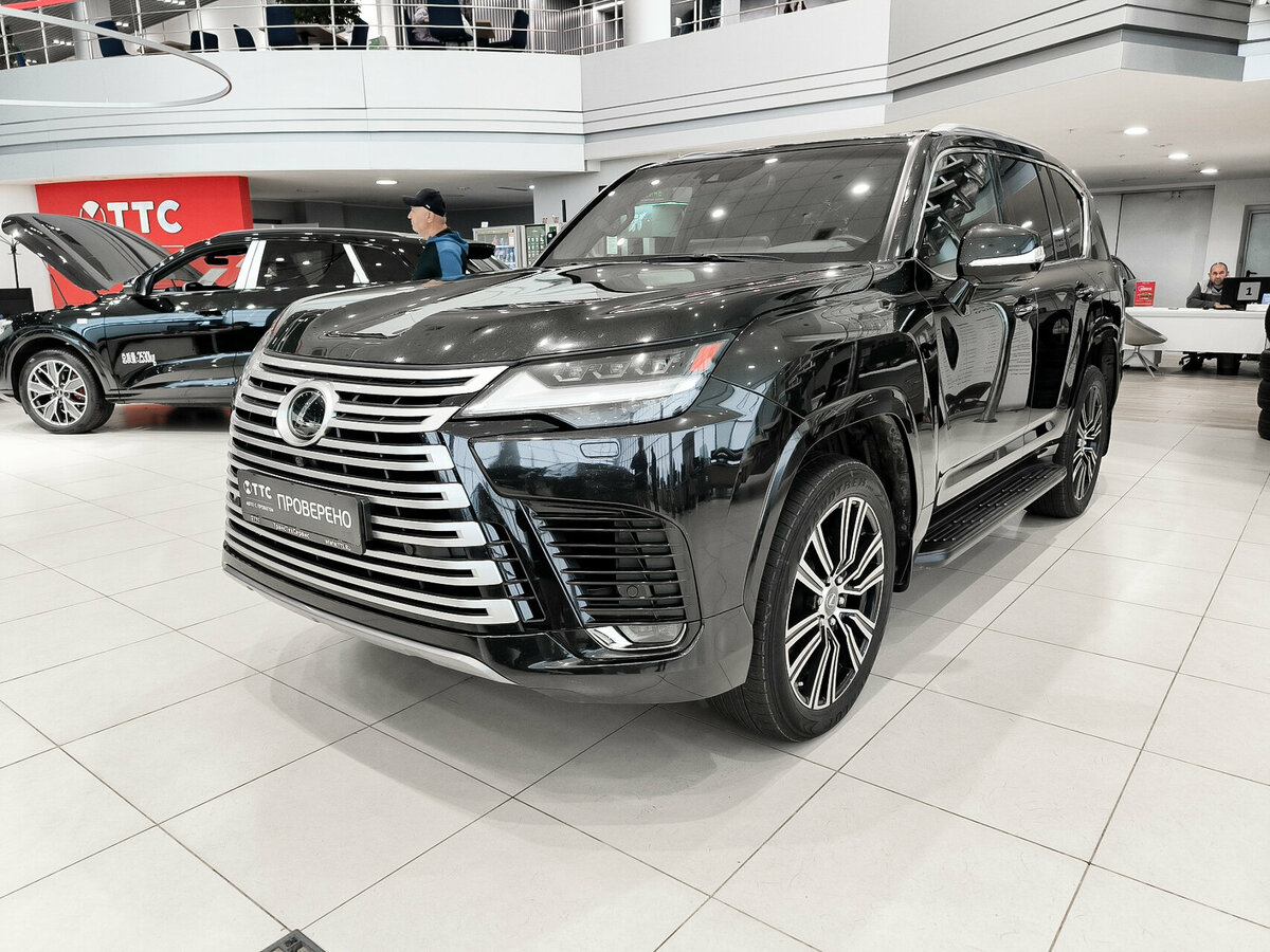Открыть фотографии: Lexus LX IV