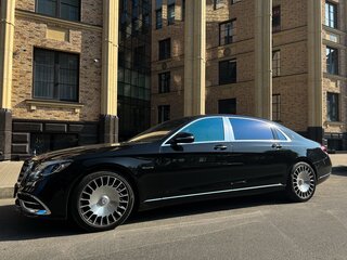 2017 Mercedes-Benz Maybach S-Класс 450 I (X222) Рестайлинг, чёрный, 3850000 рублей, вид 2