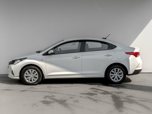 2022 Hyundai Solaris II Рестайлинг, белый, 1499000 рублей - вид 7