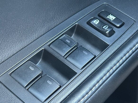 2012 Lexus ES 250 VI, чёрный - вид 18