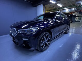 2021 BMW X6 40i III (G06), серебристый, 8800000 рублей, вид 4