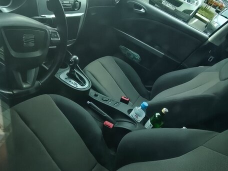2012 SEAT Leon II Рестайлинг, серебристый, 950000 рублей, вид 5