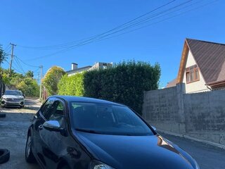 2011 Volkswagen Golf VI, чёрный, 800000 рублей, вид 3