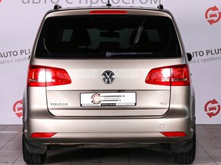 2013 Volkswagen Touran I Рестайлинг 2, бежевый, 1150000 рублей, вид 4
