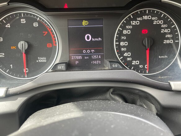 2009 Audi A4 IV (B8), чёрный, 800000 рублей - вид 8