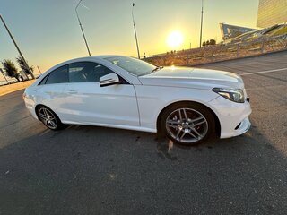 2013 Mercedes-Benz E-Класс 200 IV (W212, S212, C207) Рестайлинг, белый, 1550000 рублей, вид 3