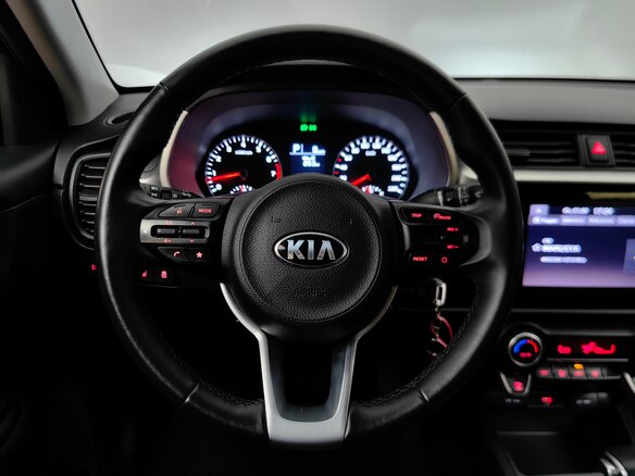 2021 Kia Rio IV Рестайлинг, чёрный, 1619000 рублей - вид 13