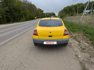 2006 Renault Megane II Рестайлинг, жёлтый, 340000 рублей, вид 4