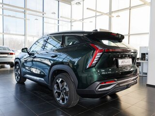 2026 Geely Atlas II, зелёный, 4119990 рублей, вид 5