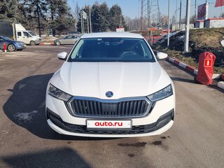 2021 Skoda Octavia IV (A8), белый, 2100000 рублей, вид 2