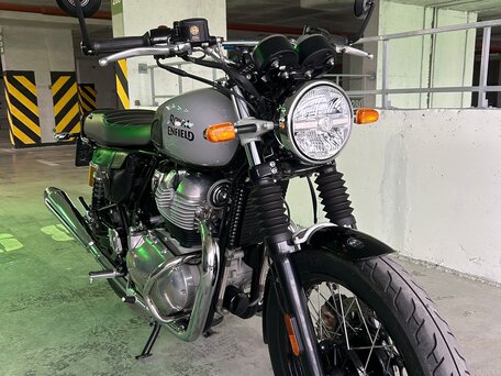 2024 Royal Enfield Interceptor, серый, 600000 рублей, вид 2
