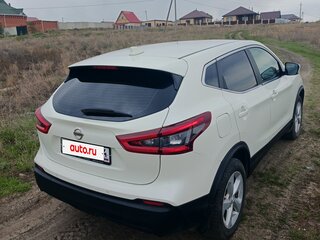 2020 Nissan Qashqai II Рестайлинг, белый, 1700000 рублей, вид 3