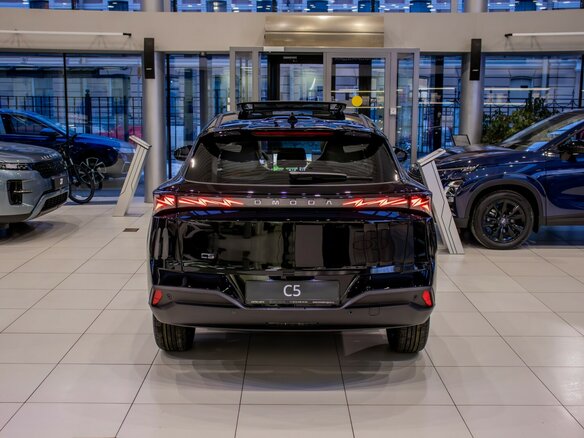 2026 Omoda C5 II, чёрный - вид 5
