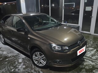 2014 Volkswagen Polo V, коричневый, 800000 рублей, вид 1