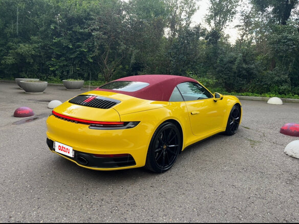 2020 Porsche 911 Carrera VIII (992), жёлтый, 14550000 рублей - вид 5