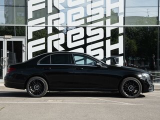 2020 Mercedes-Benz E-Класс 200 d V (W213, S213, C238), чёрный, 1899000 рублей, вид 5