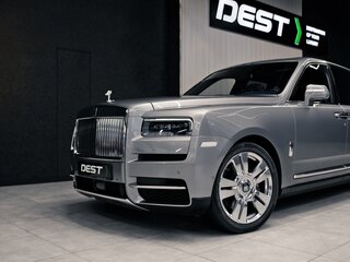 2019 Rolls-Royce Cullinan I (Series I), серый, 29990000 рублей, вид 2