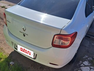 2017 Renault Logan II, белый, 850000 рублей, вид 4