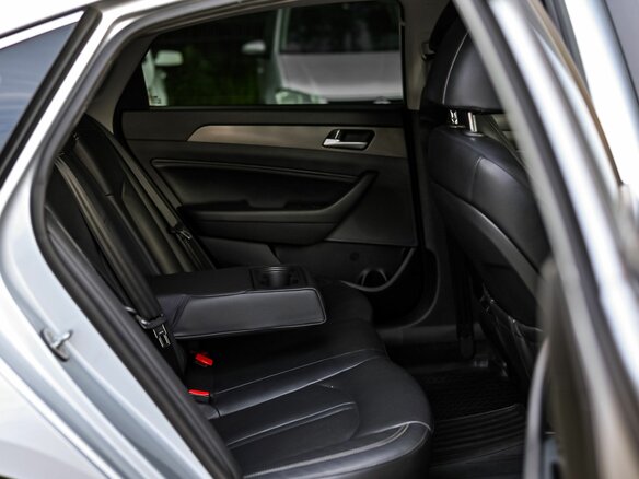 2018 Hyundai Sonata VII (LF) Рестайлинг, серебристый - вид 13