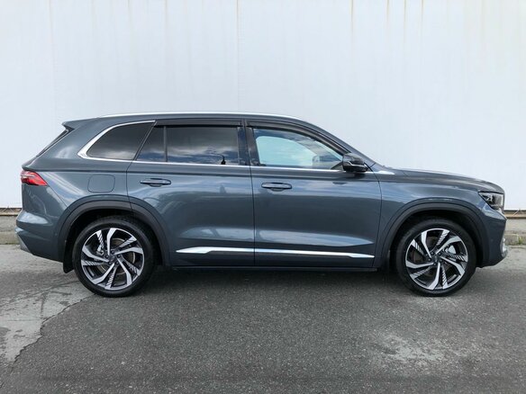 2024 Geely Monjaro I, серый, 3200000 рублей - вид 5