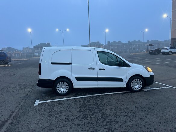 2013 Citroen Berlingo II Рестайлинг, белый, 649000 рублей - вид 7