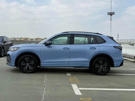2026 Volkswagen Tiguan L Pro III (China Market), голубой, 4000000 рублей, вид 5
