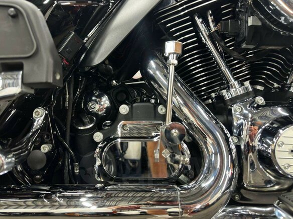 2012 Harley-Davidson Electra Glide, чёрный, 1120000 рублей - вид 21