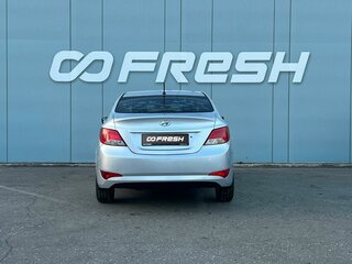 2015 Hyundai Solaris I Рестайлинг, серебристый, 1165000 рублей, вид 4
