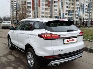 2024 Geely Atlas Pro, белый, 2550000 рублей, вид 4