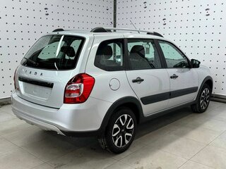 2026 Lada (ВАЗ) Granta Cross I Рестайлинг, серебристый, 1241000 рублей, вид 5
