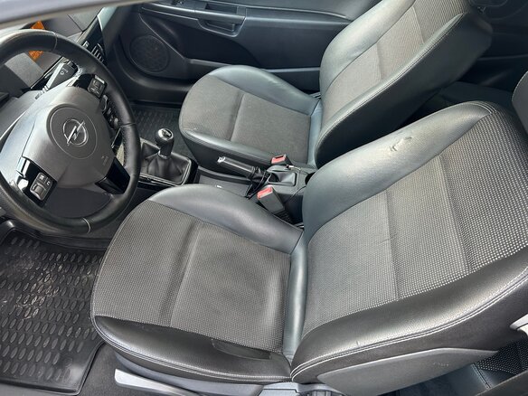 2008 Opel Astra GTC H Рестайлинг, серый, 558000 рублей - вид 9